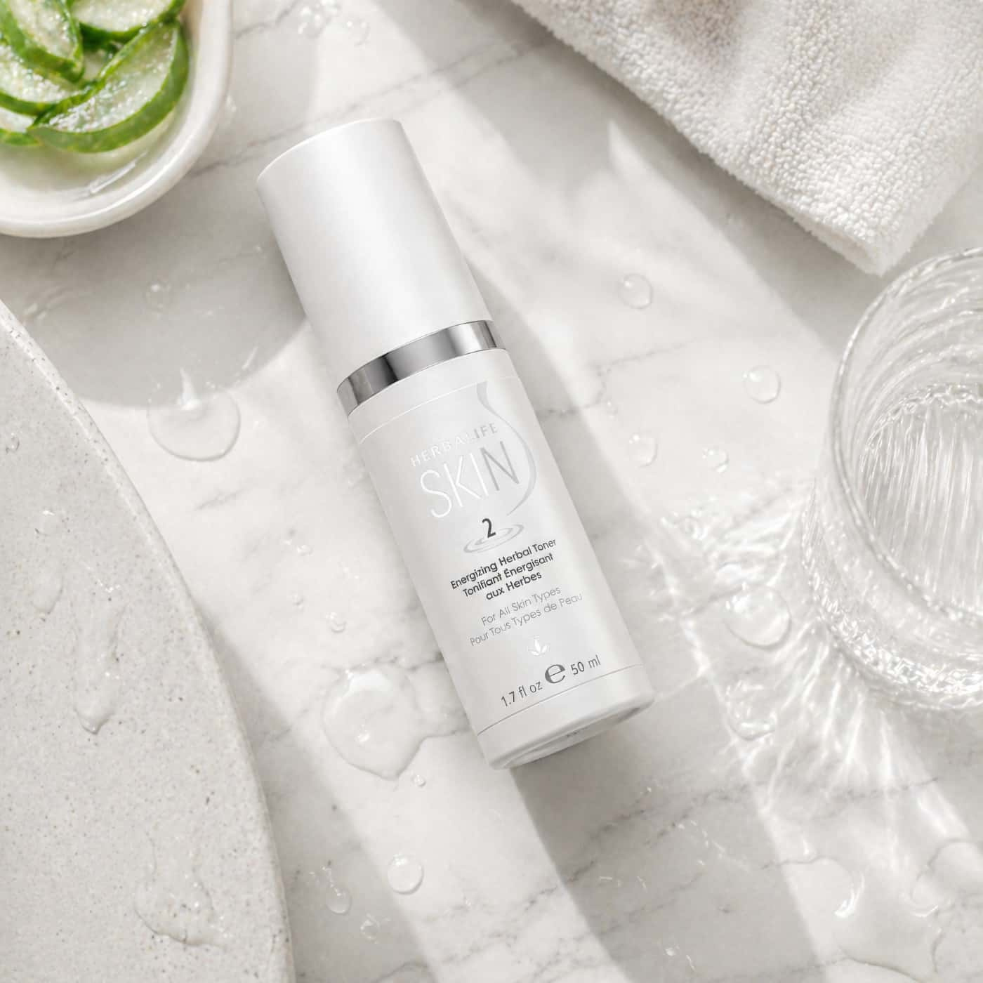 Herbalife SKIN Energizing Herbal Toner ansiktsvatten som fräschar upp huden efter rengöring