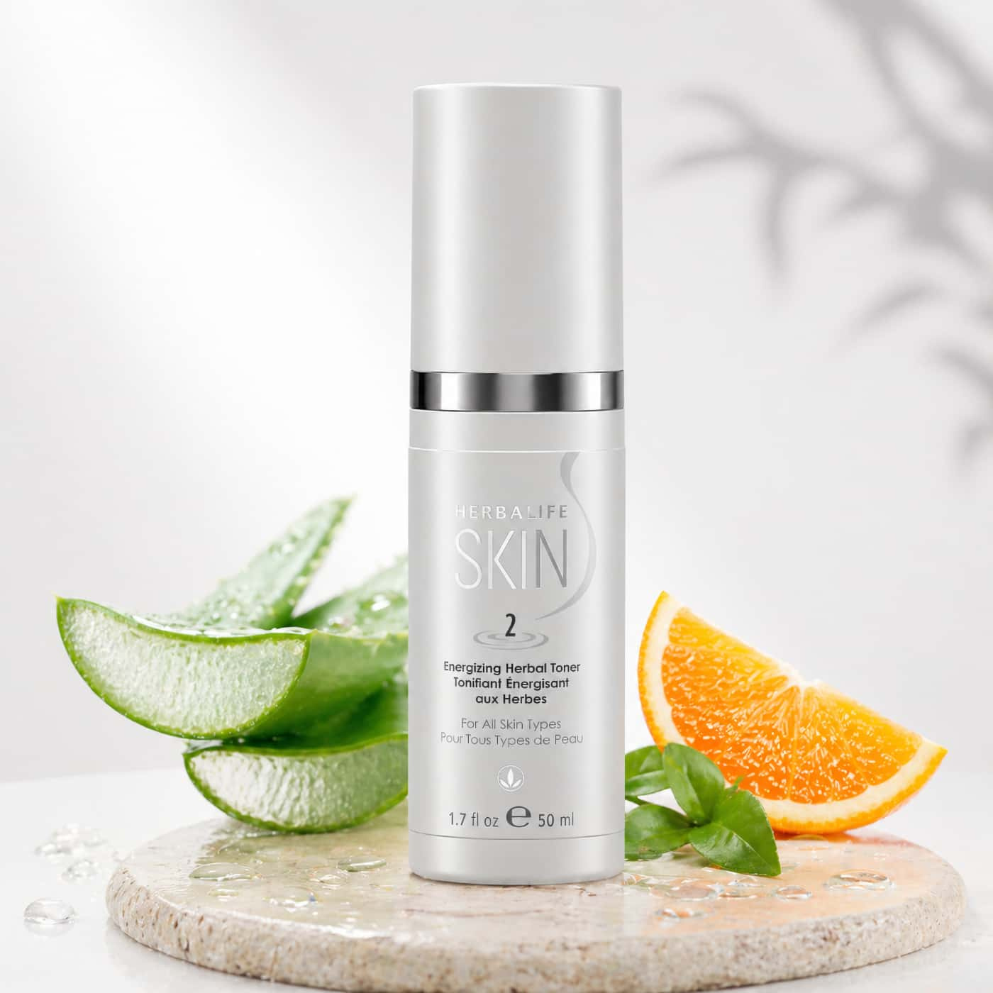 Herbalife SKIN Energizing Herbal Toner ansiktsvatten som fräschar upp huden efter rengöring