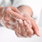 Herbalife Hand & Body Wash – Aloe Vera | Rengöring Herbalife Herbal Aloe Hand & Body Wash – skonsam tvål med aloe vera – rengör utan att torka ut huden – fräsch och mjuk känsla