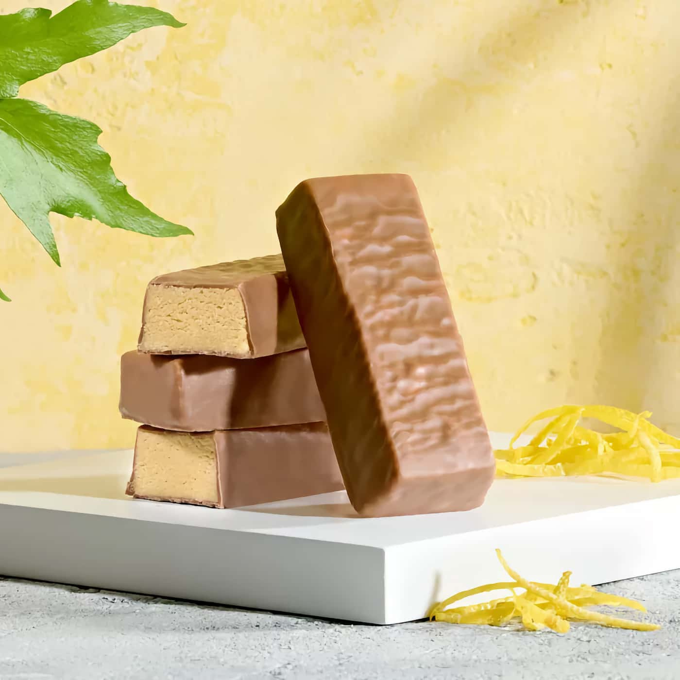 Herbalife Proteinbar Citron | Proteinrikt mellanmål med frisk smak | Praktisk bar med lågt kaloriinnehåll