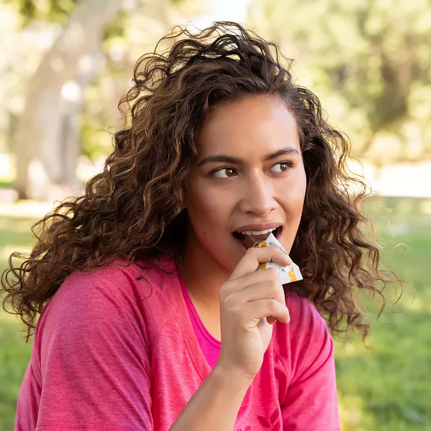 Herbalife Proteinbar Citron | Proteinrikt mellanmål med frisk smak | Praktisk bar med lågt kaloriinnehåll