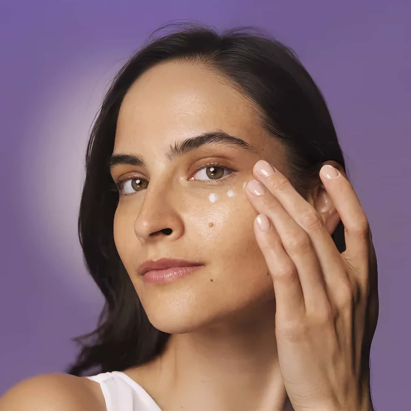 HL/Skin Nourishing Eye Cream – koreansk ögonkräm som återfuktar, mjukgör och minskar synliga linjer runt ögonen